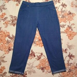 NWT Bobbie Brooks Jeggings – Size Medium